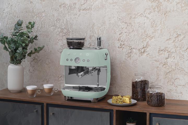Actual product image Smeg EGF03PGEU