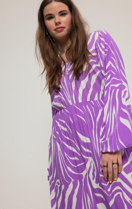 Actual product image Studio Untold Zebra Print Long Sleeve V-Neck Dress (50, 52)