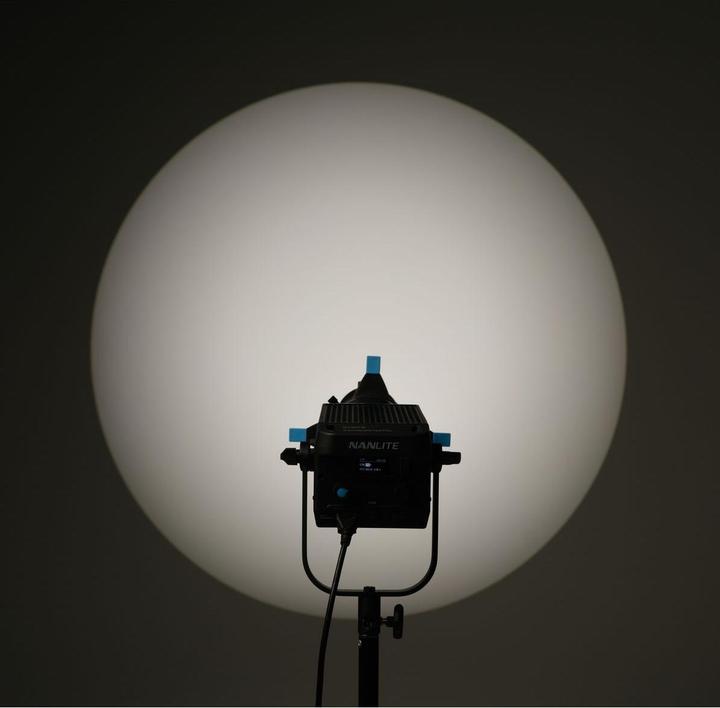 Actual product image Nanlite Projektionsaufsatz mit 25-45° Linse (Bowens Mount)