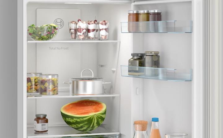 Produktbild Bosch Hausgeräte KGN33NSDB (279 l)