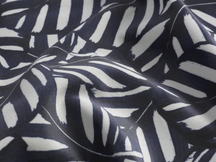 Actual product image CXL by Christian Lacroix Camargue (160 x 10 x 120 cm)