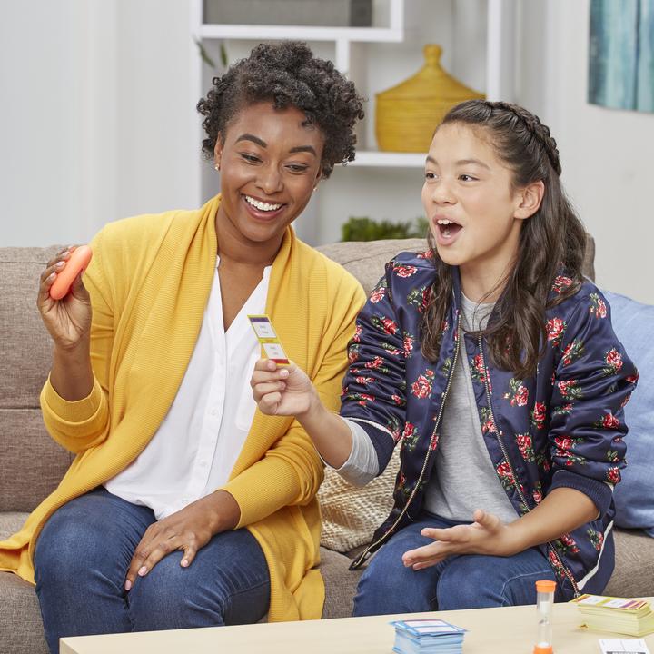 Actual product image Hasbro Gaming Taboo Family Edition, French version (French)