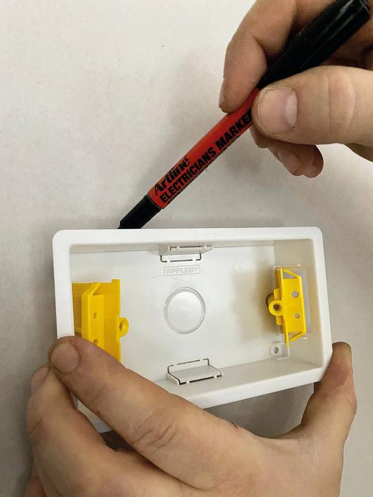 Immagine prodotto Artline Elettricista