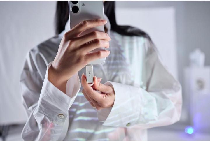 Immagine prodotto SANDISK Phone Drive USB-C Arctic White 64GB (64 GB, USB-C)