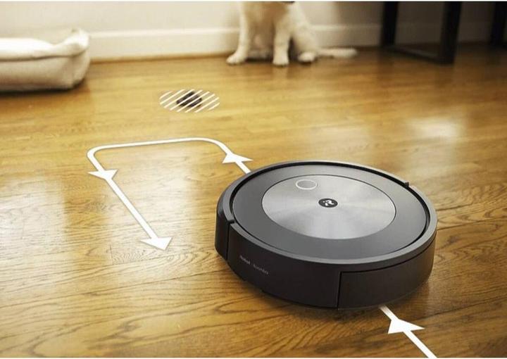 Produktbild iRobot Roomba j7+