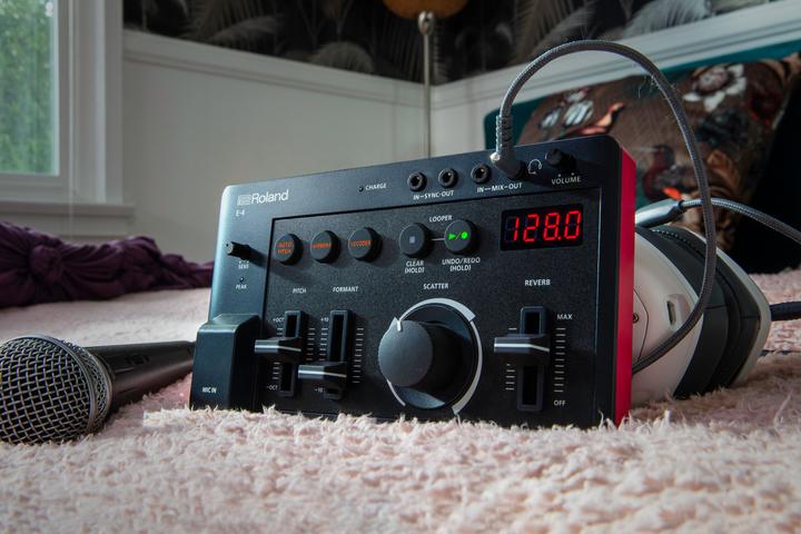Actual product image Roland E-4 Voice Tweaker