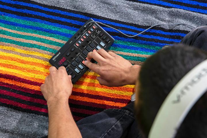 Image du produit Roland J-6