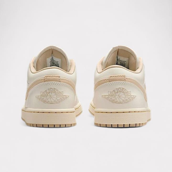 Image du produit Nike Air Jordan 1 Low (40)