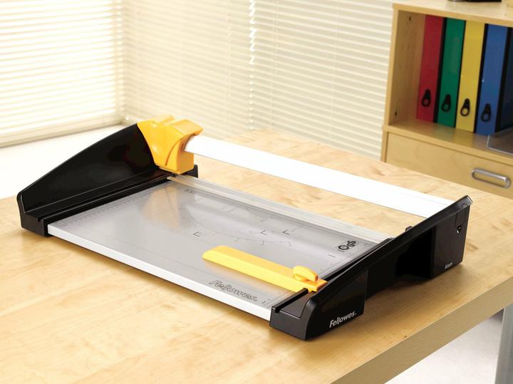 Produktbild Fellowes Rollenschneidemaschine Atom A3 (30 Blätter, A3)