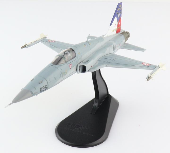 Immagine prodotto Hobby Master Tiger F-5E Airbase Sion 2017 modello di aereo in metallo 1:72 di con alcune parti
