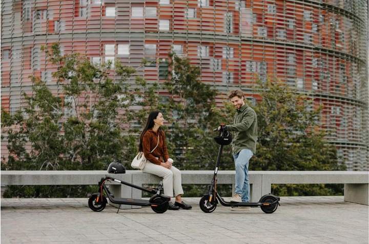 Actual product image Segway-Ninebot F2 Pro D (20 km/h, 55 km, 450 W)