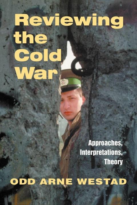 Produktbild Reviewing the Cold War (Englisch, 2000)