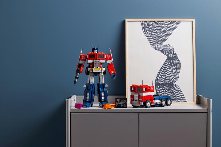 Immagine prodotto LEGO Optimus Prime (10302, LEGO Icons, Set LEGO rari)