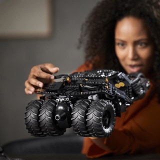 Image du produit LEGO Batmobile Tumbler (76240, LEGO DC, LEGO difficiles à trouver)