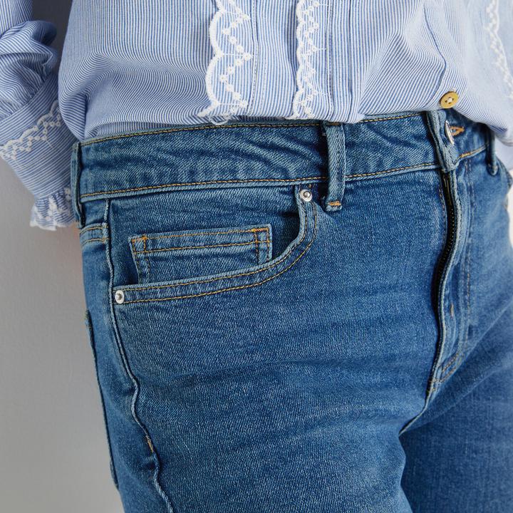 Actual product image La Redoute Collections Slim-fit jeans (48)