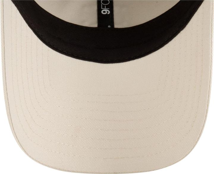 Actual product image New Era 9Forty Strapback Cap - METAL BADGE ivory beige