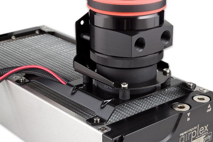 Produktbild Aqua Computer Lüfterhalterung 140 mm für ULTITUBE D5 Ausgleichsb