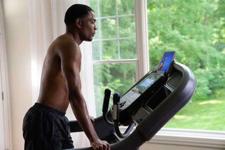 Actual product image Horizon Fitness 7.0AT