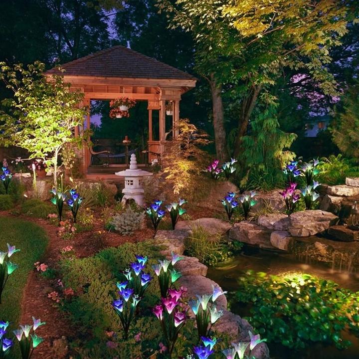 Produktbild Cover-Discount Solar LED Gartenstecker Lilie violett (IP55)