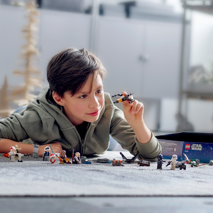 Actual product image LEGO Star Wars advent calendar