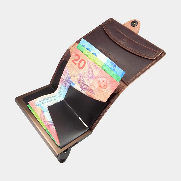 Actual product image James Dixon Botón Vintage