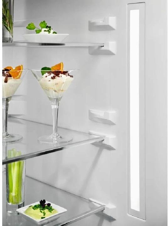 Actual product image Electrolux SB330NIMS (328 l)