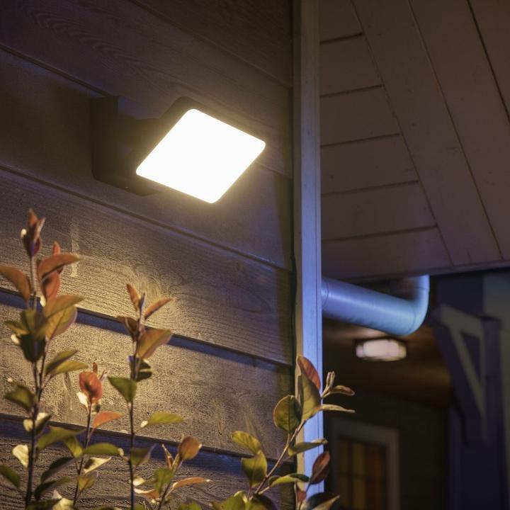 Actual product image Philips Hue Welcome Base (2600 lm)