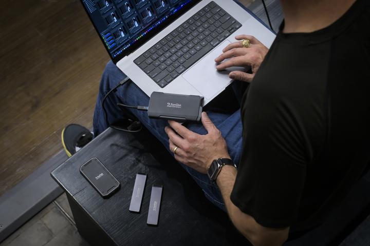 Immagine prodotto SanDisk Professional PRO-BLADE SSD Mag (4 TB)