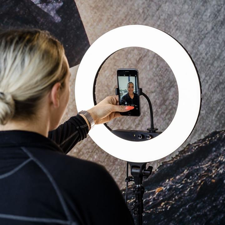 Image du produit Caruba Vlogger 18 pouces ronde LED Set PRO avec sac noir (Éclairage annulaire, Lumière vidéo)