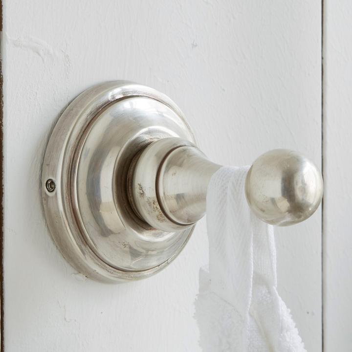 Actual product image Loberon Hook Welson