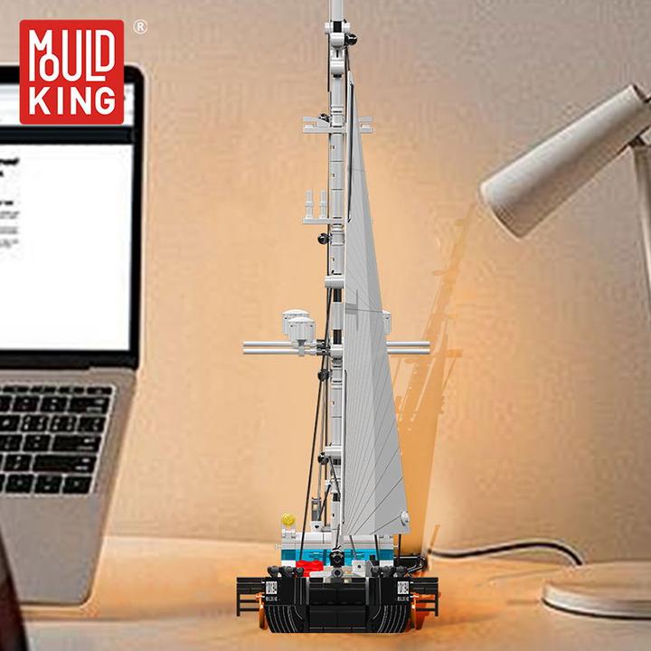 Actual product image Mould King Modernes Zweimast-Segelboot