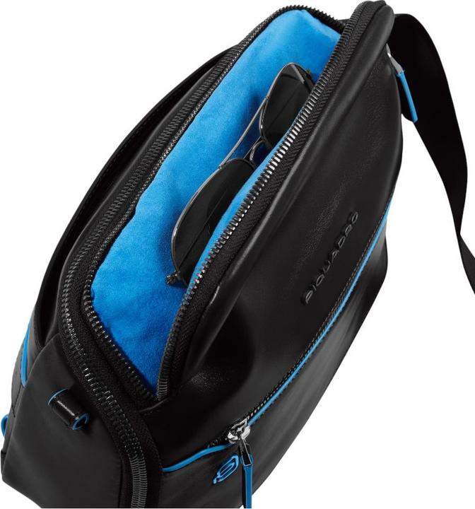 Actual product image Piquadro Blue Square - PRO Umhängetasche