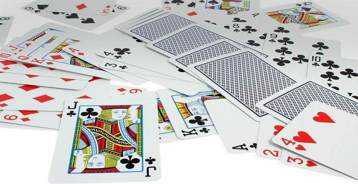 Immagine prodotto Copag Mazzo di carte da poker in plastica Regular (Tedesco, Francese, Italiano, Inglese)