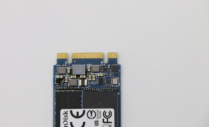 Actual product image Lenovo 00UP462 Internal Solid State Drive M.2 1024 GB Serial ATA III (1024 GB, M.2 2280)