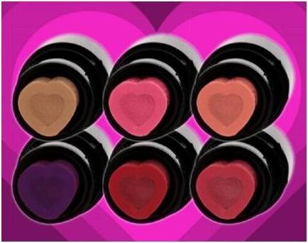 Makeup Revolution Mur Szminka I Heart My Lips #Heart Attack