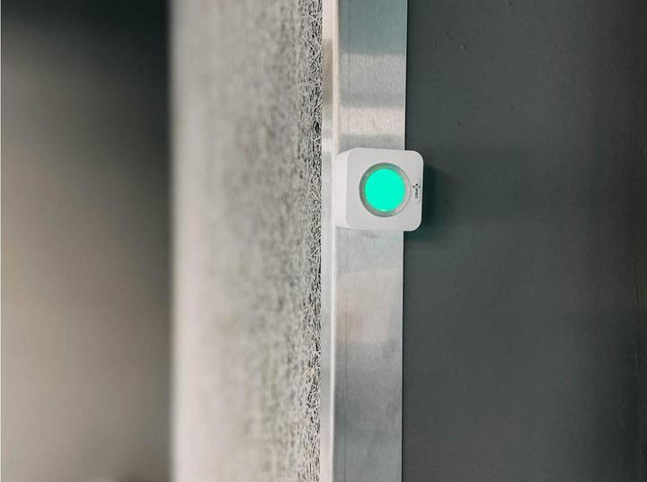 Actual product image Luxafor cube