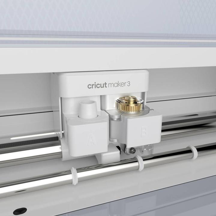 Produktbild Cricut Maker 3 + Materialpaket