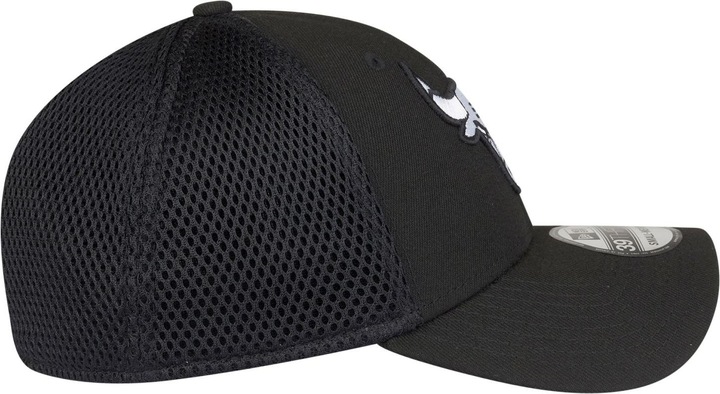 Image du produit New Era 39Thirty Stretch Mesh Cap - Chicago Bulls noir (S/M)