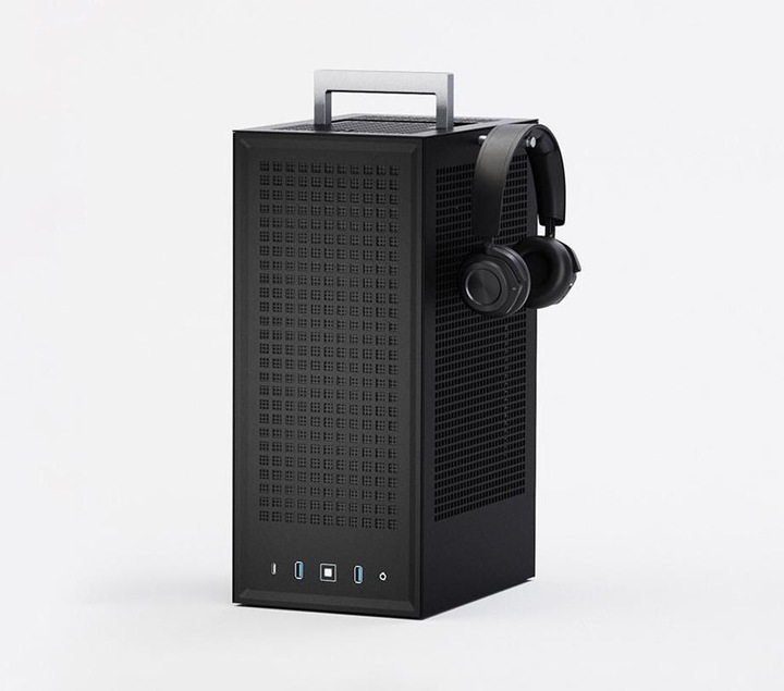 Image du produit Hyte Revolt 3 (Mini-ITX)