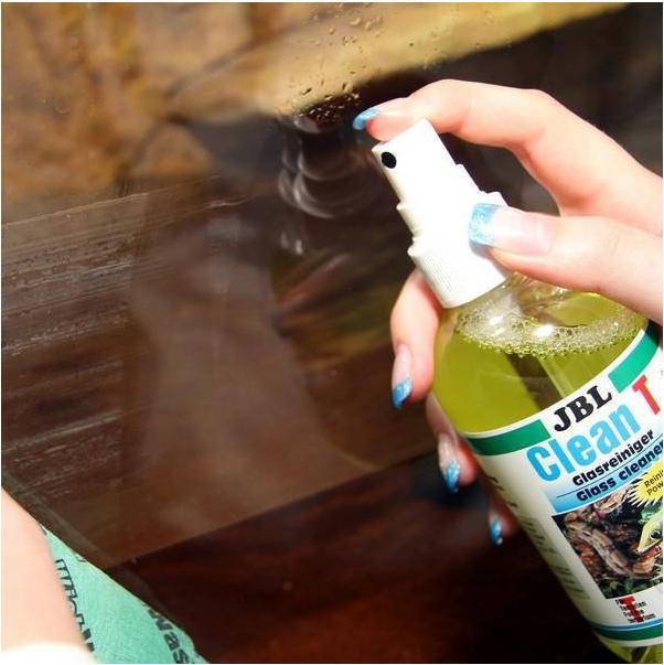 Produktbild JBL Aquaristik und Terraristik ProClean Terra, Glasreiniger für Terrarien, 250 ml (Aquarium Reinigung)
