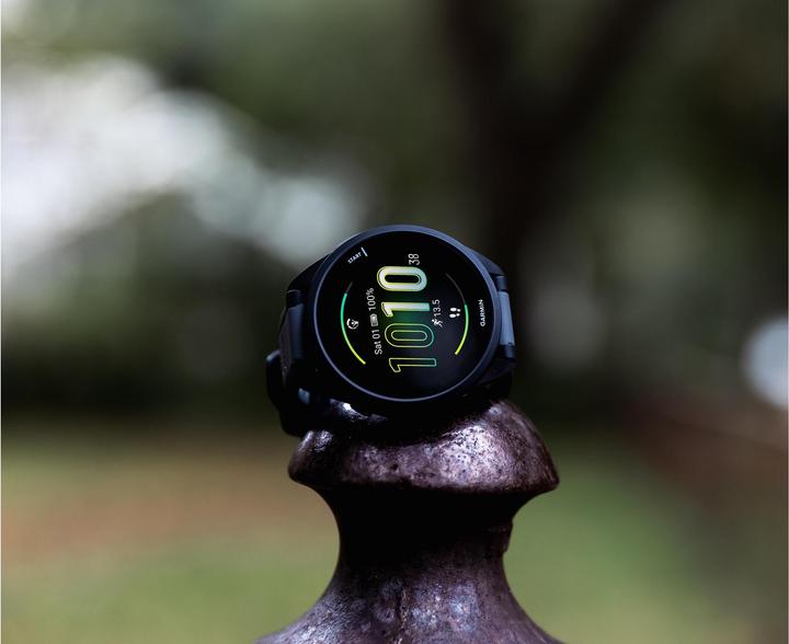 Produktbild Garmin Forerunner 165 (43 mm)