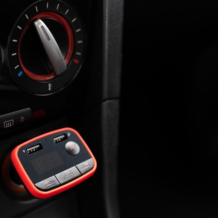 Actual product image Savio Bluetooth FM Transmitter TR-10 FM 87 6 - 107 9 MHz Black