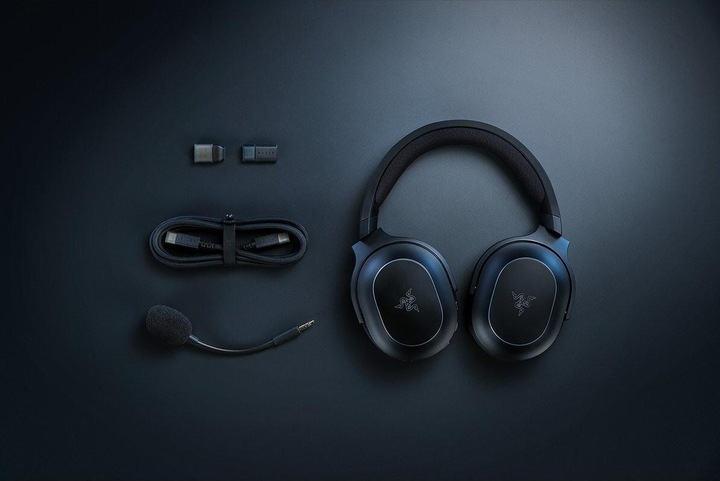 Actual product image Razer Barracuda x Chroma (Wireless)