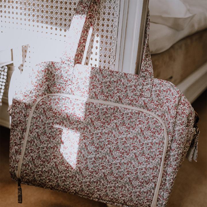 Actual product image That's mine Benne Nursing Bag Bouquet Rouge