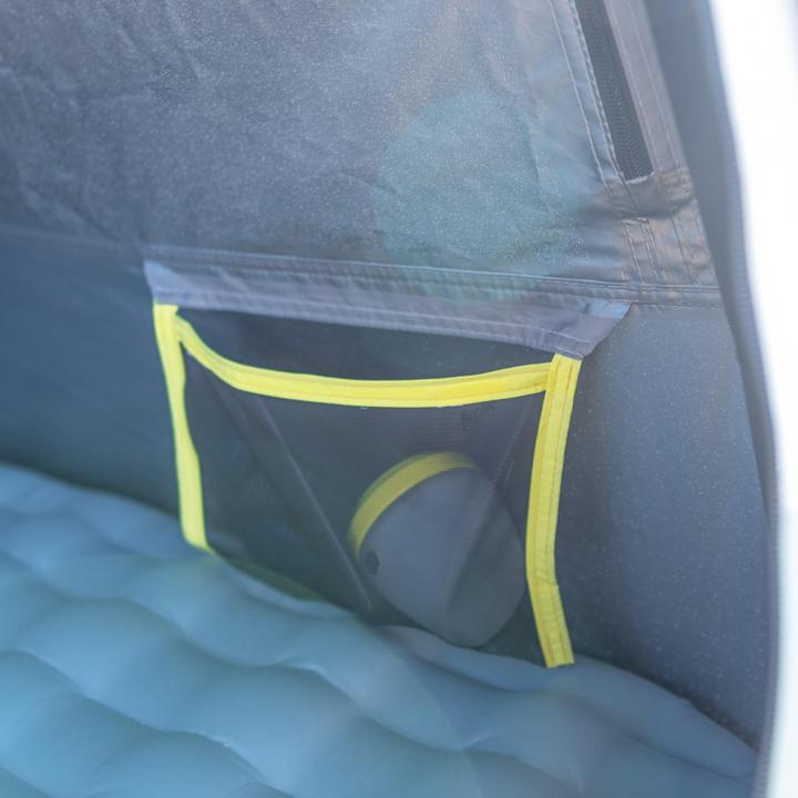 Immagine prodotto Quechua FURGONE 500 FRESCO E NERO 2P (Tenda sul tetto, 24 kg, 2 persone)