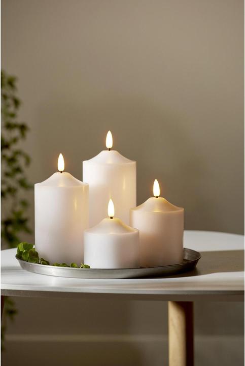 Productafbeelding Star Trading LED Zuilkaars Vlam 7,5 cm x 12 cm, Wit (1x)