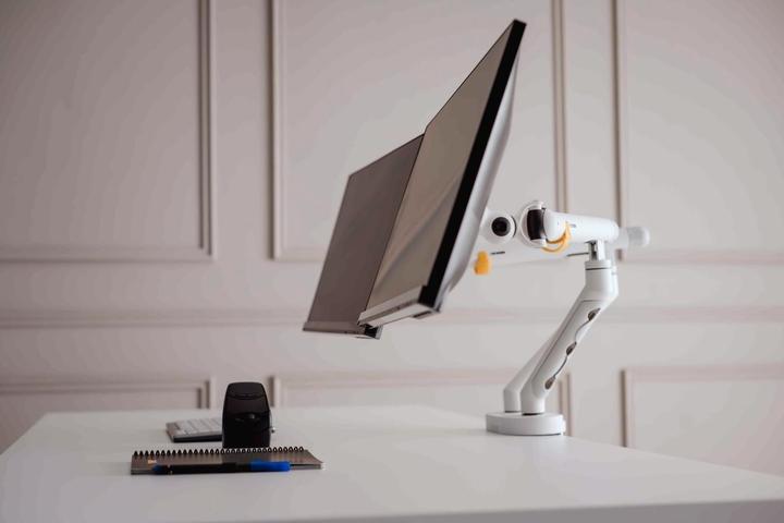 Actual product image Bakker Elkhuizen BNEBFDW BAKKER BE Flexible monitor arm (Table, 35", 10 kg)