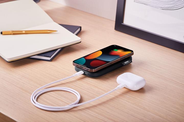 Actual product image Lexon Softpower Wirelessbank 10'000mAh (10000 mAh, 15 W)