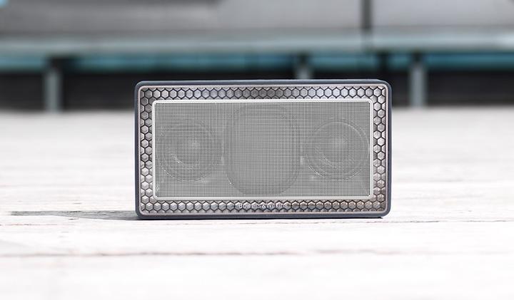 Immagine prodotto Bowers & Wilkins T7 (Batteria ricaricabile, Corrente elettrica)