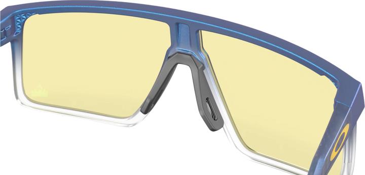 Actual product image Oakley Helux